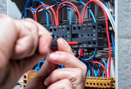 Maverick Electric, Heating and Air Electrical Panel Replacement Near Me in Carmichael, Lincoln, Rancho Cordova, Fair Oaks and Antelope CA