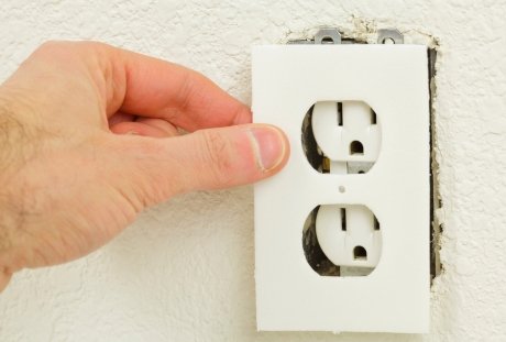 Maverick Electric, Heating and Air Outlets Near Me in Orangevale, Davis, Woodland and Yuba City CA